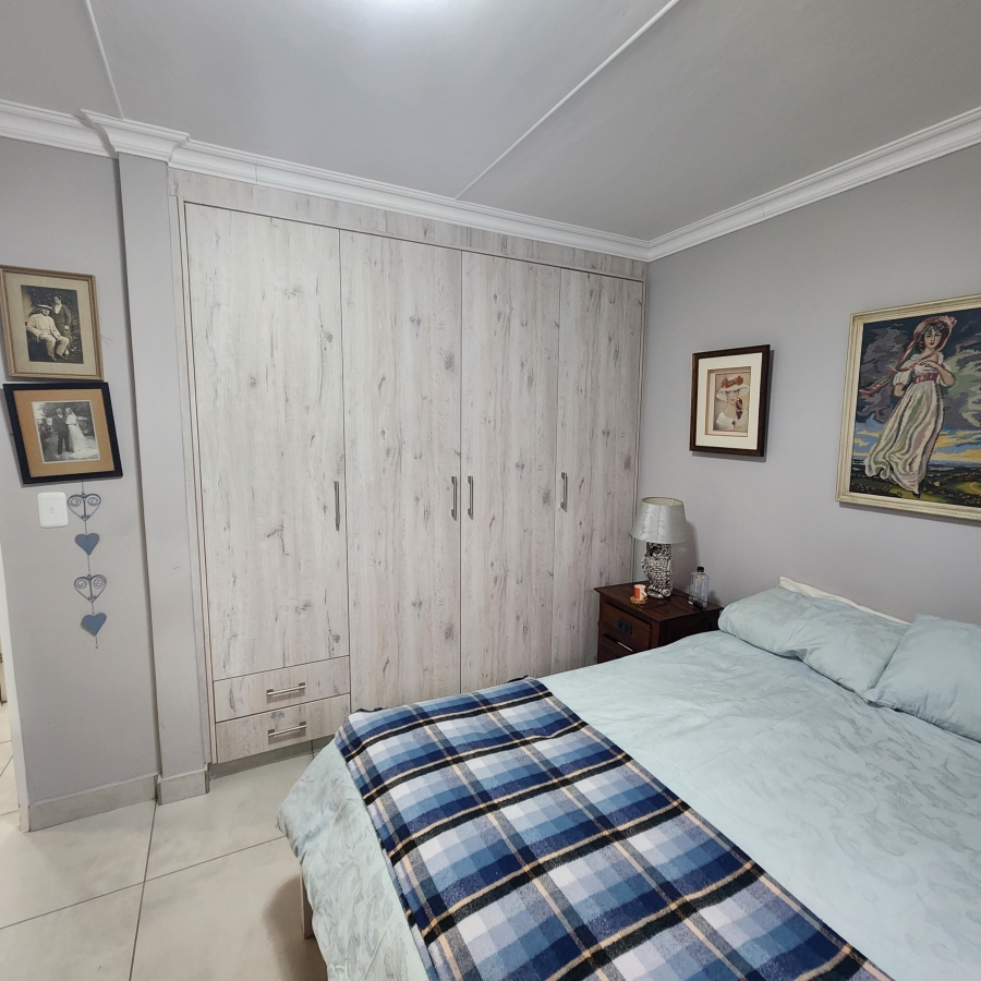 2 Bedroom Property for Sale in Dana Bay Western Cape